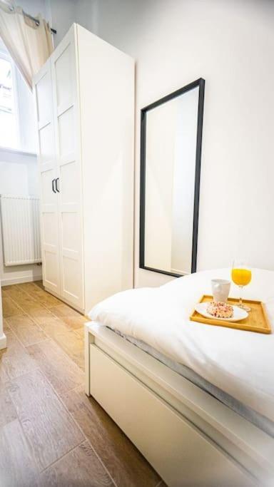 Lovely Apartment In Варшава Екстер'єр фото