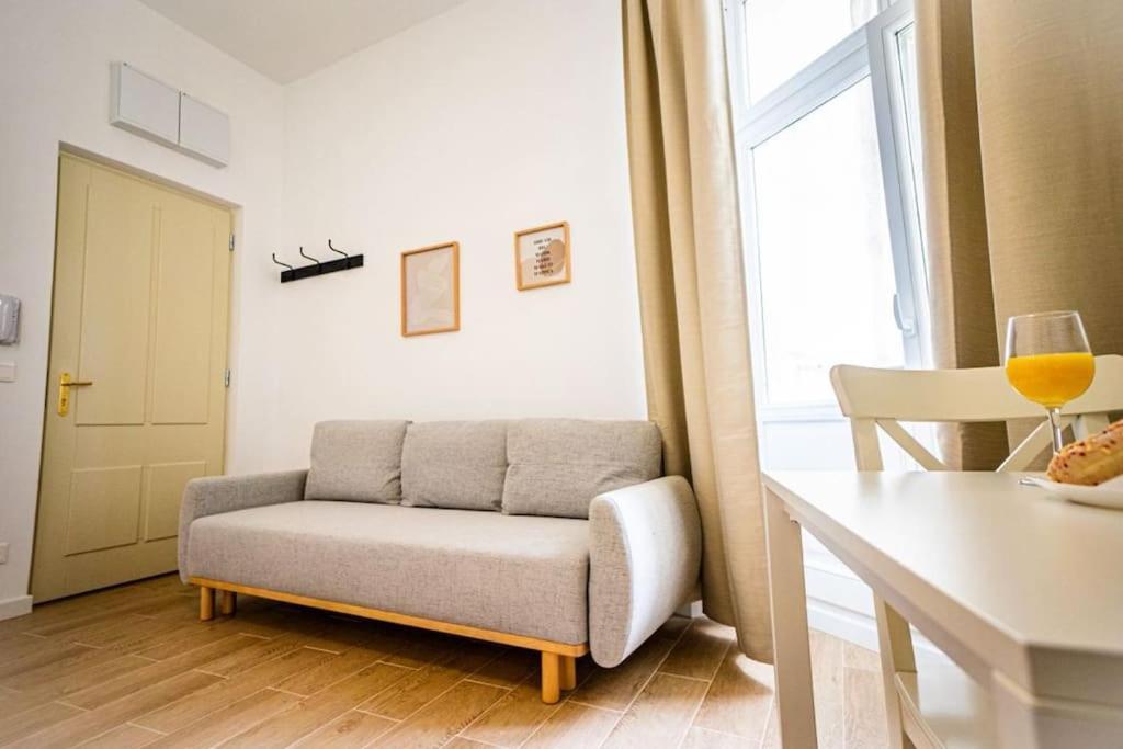 Lovely Apartment In Варшава Екстер'єр фото