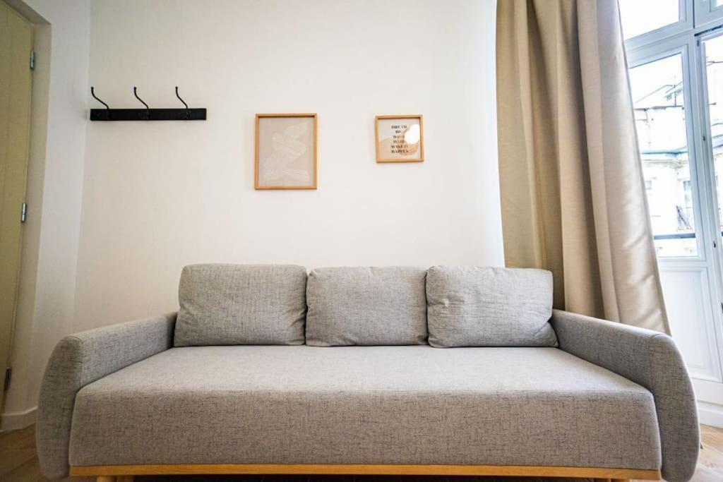 Lovely Apartment In Варшава Екстер'єр фото
